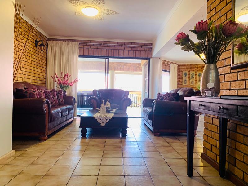 7 Bedroom Property for Sale in Noorsekloof Eastern Cape